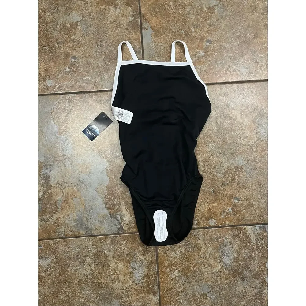 NWT Speedo Size 8/34 Women’s Swimsuit